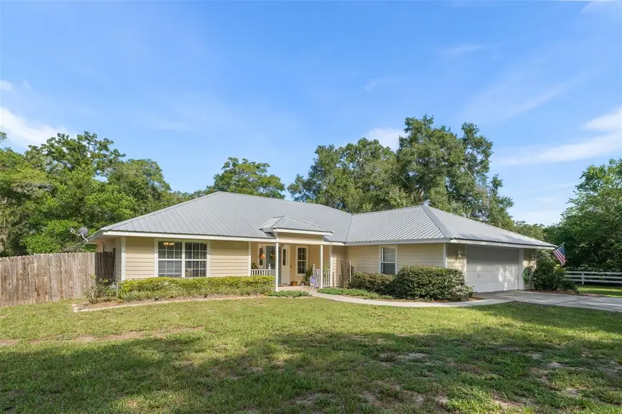 646 NE 2nd Street, Williston, FL 32696 - #2