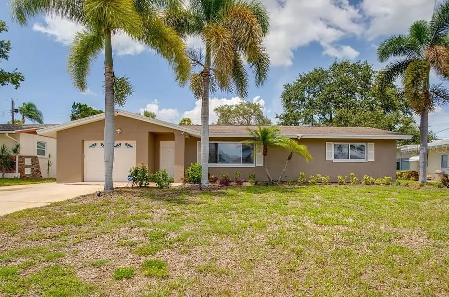 11533 69th Avenue, Seminole, FL 33772 - #1