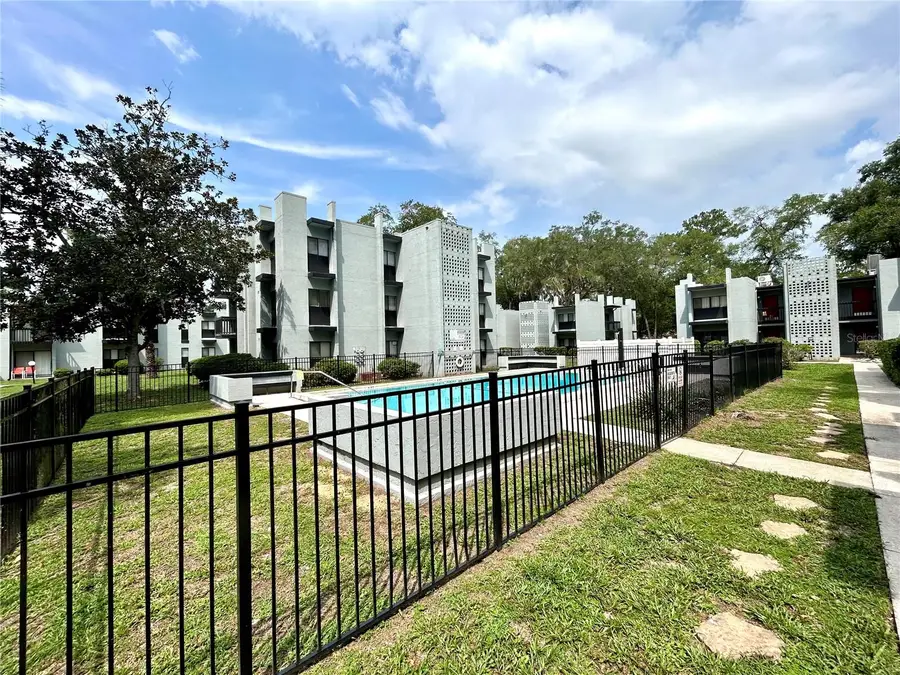 407 Nw 39th Rd #407C, Gainesville, FL 32607 - #2