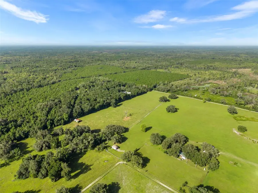 390 SE 30th Avenue, Trenton, FL 32693 - #2
