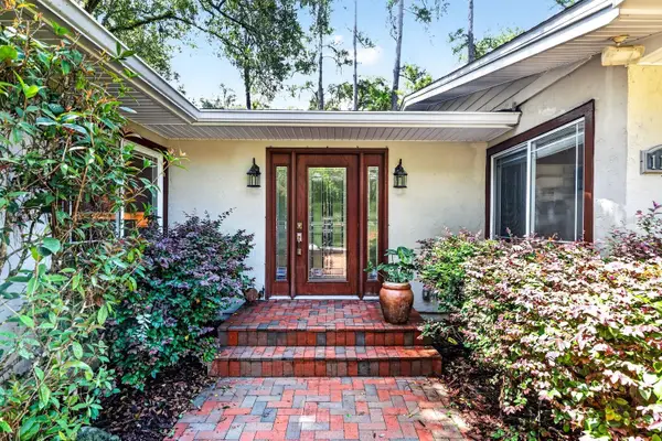 11101 NW 12th Place, GAINESVILLE, FL 32606