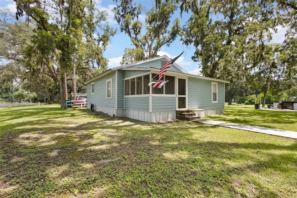 729 NW 3rd Avenue, Trenton, FL 32693 - #1