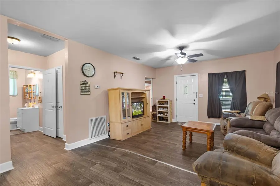 729 NW 3rd Avenue, Trenton, FL 32693 - #3