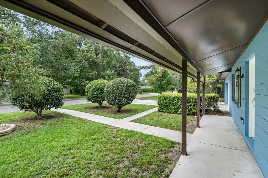 2138 NW 28th Place, Gainesville, FL 32605 - #2