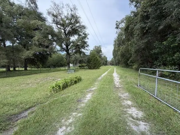 4760-A NW 55th Avenue, BELL, FL 32619