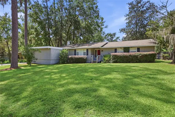 9520 NW 6th Place, GAINESVILLE, FL 32607