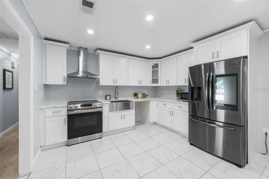2827 NW 42nd Place, Gainesville, FL 32605 - #2