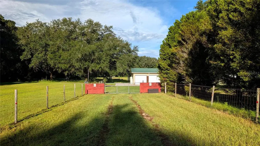 13550 NE 7th Court, Trenton, FL 32693 - #2
