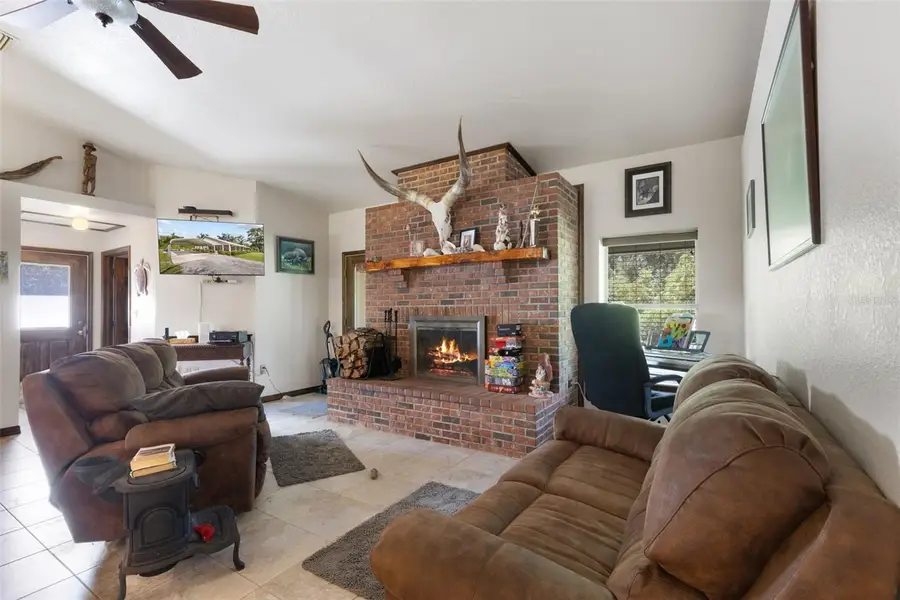 303 NE 290th Avenue, Old Town, FL 32680 - #3
