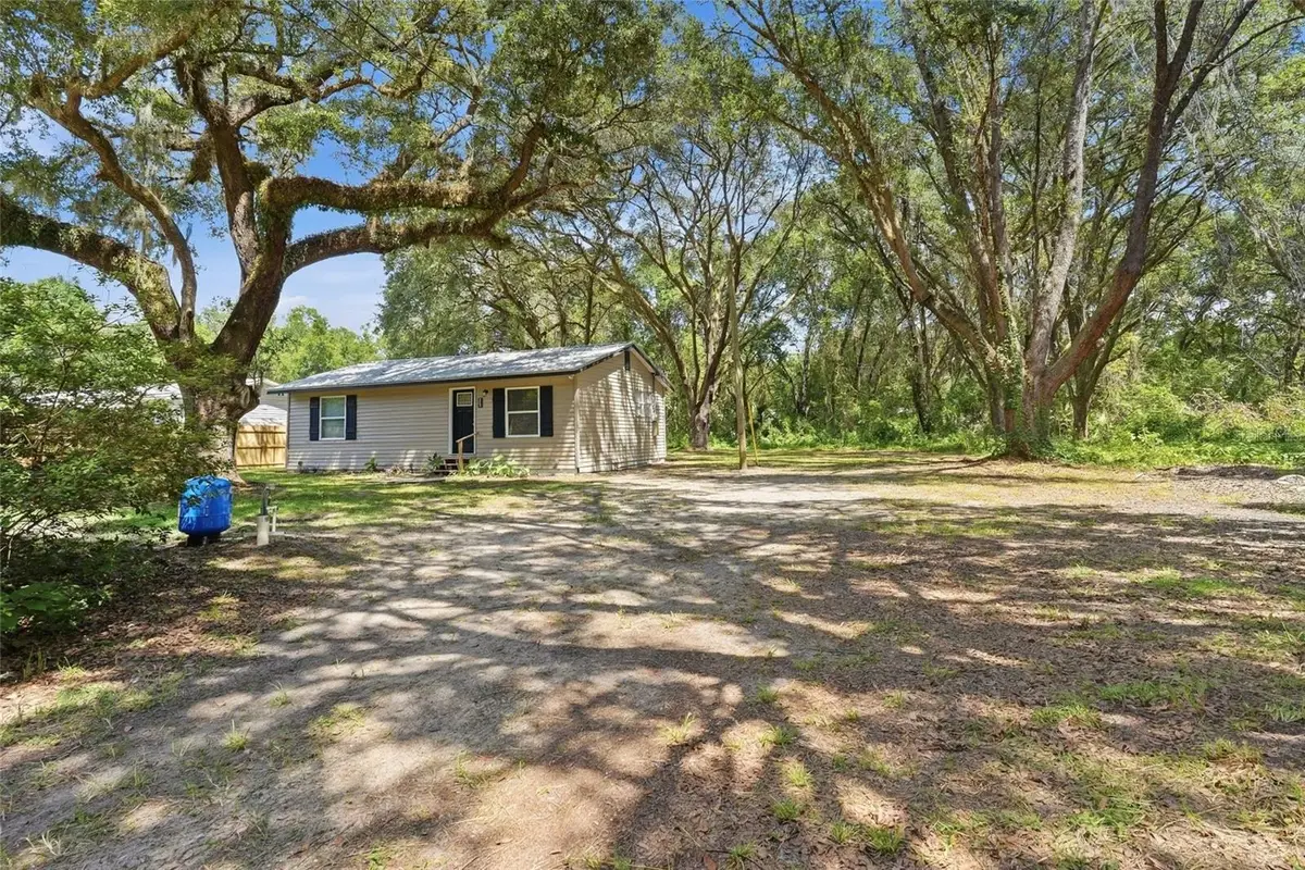 924 Maltas Avenue, Interlachen, FL 32148 - #1