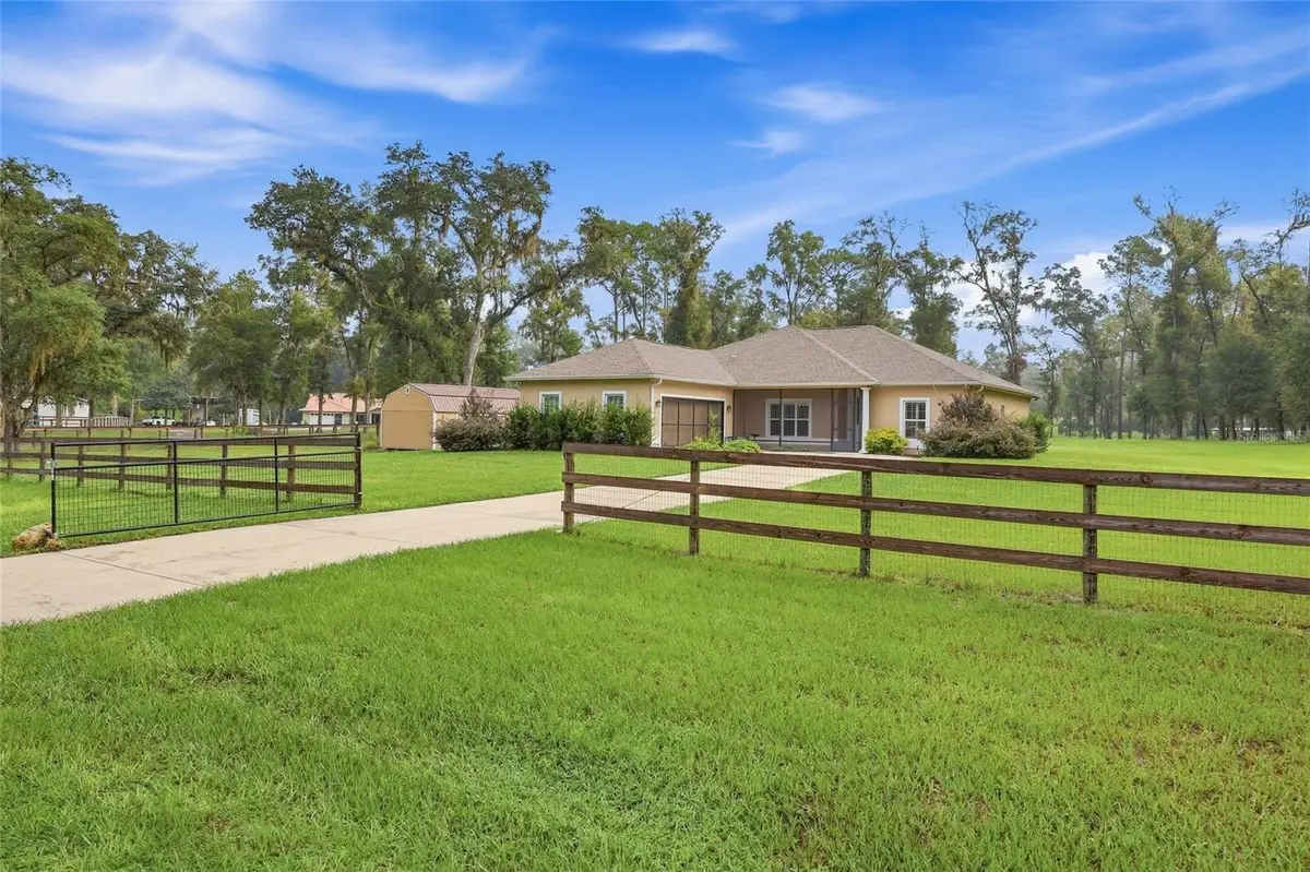 16 Lakeside Drive, Ocala, FL 34482 - #1