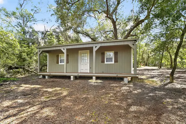 129 Viola Drive, HAWTHORNE, FL 32640