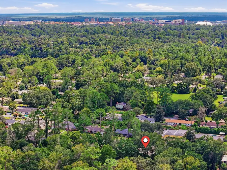 2280 NW 21st Place, Gainesville, FL 32605 - #2