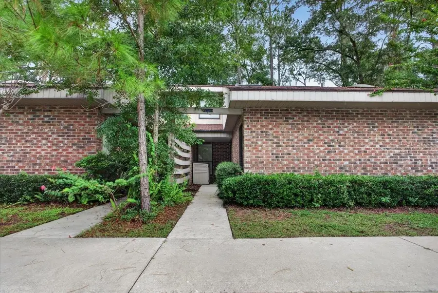 5204 NW 34th Place, Gainesville, FL 32606 - #2