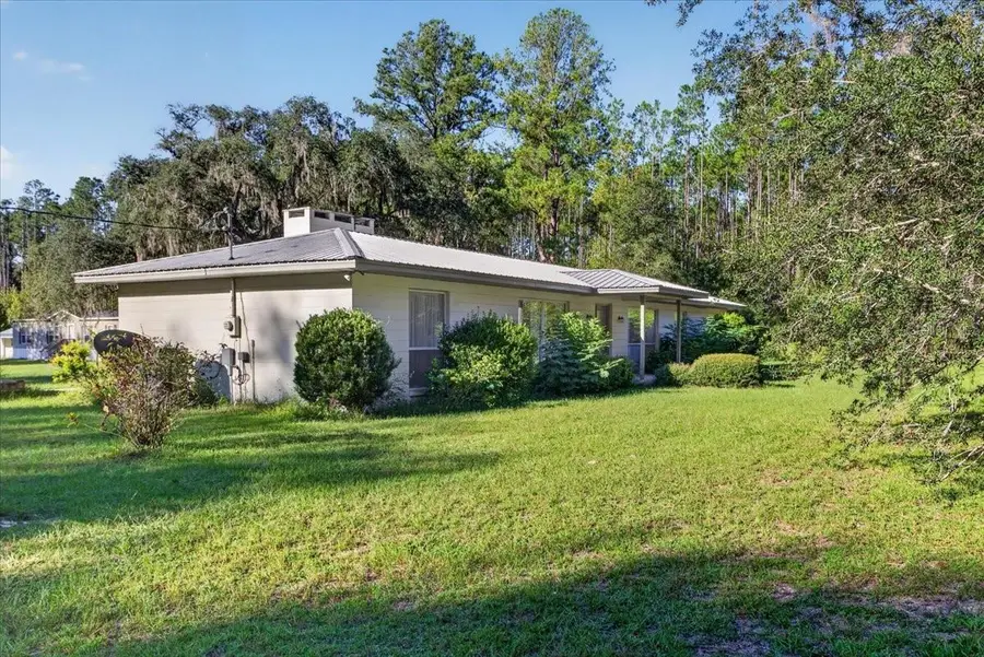 6917 NW 254th Avenue, Alachua, FL 32615 - #3