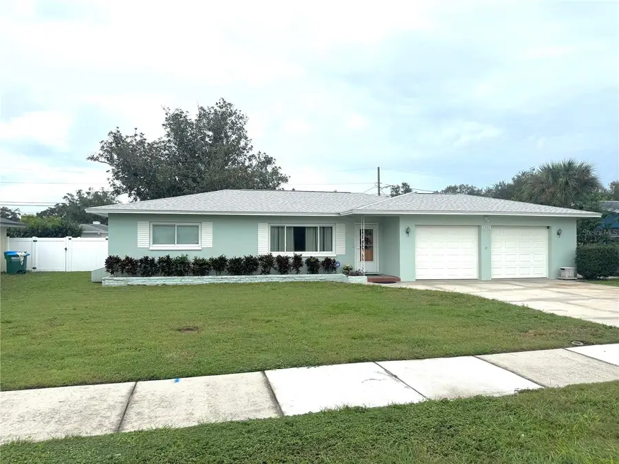 1527 Lakeview Road, Clearwater, FL 33756 - #2