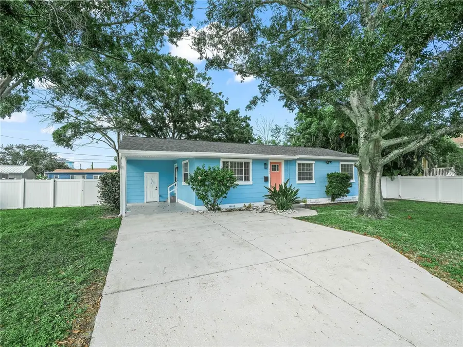 125 80th Avenue N, Saint Petersburg, FL 33702 - #2