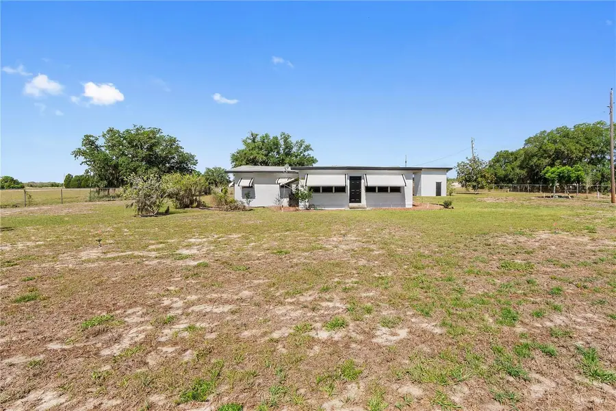2425 Burns Avenue, Lake Wales, FL 33898 - #2