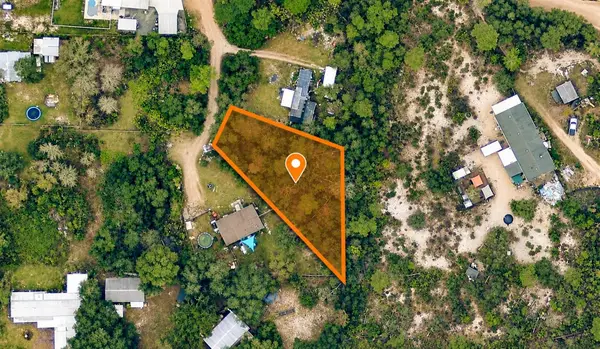 Orange Circle, PAISLEY, FL 32767