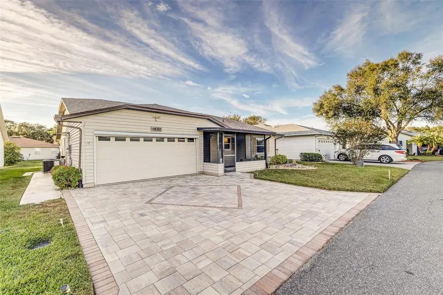 1635 Colonnades Circle N, Lakeland, FL 33811 - Image #2