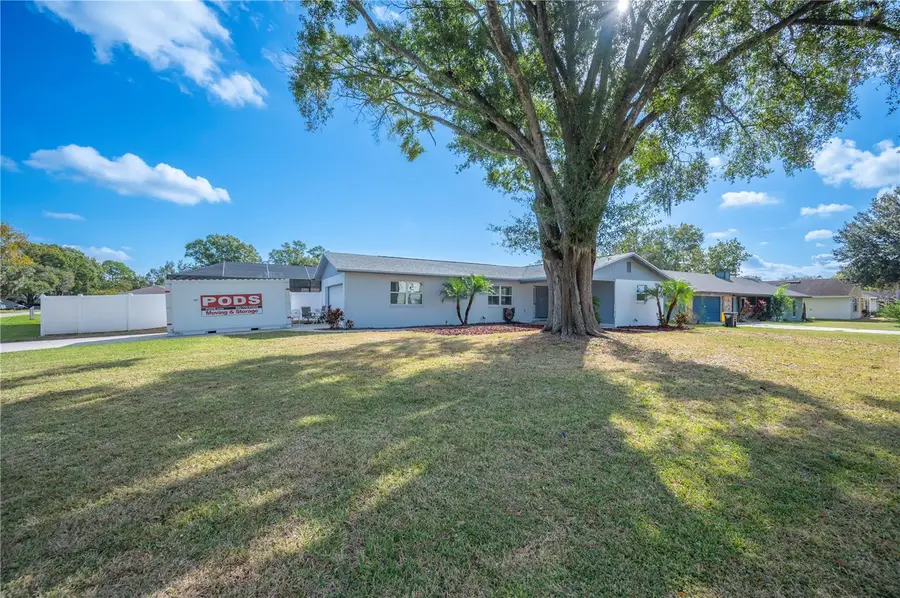 5102 Willowbrook Lane, Lakeland, FL 33811 - Image #2