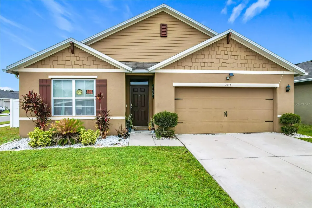 2043 Blue Highland Dr, Lakeland, FL 33811 - Image #1