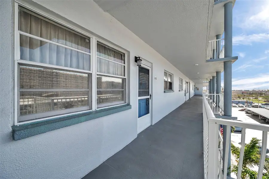 5925 Shore Boulevard S #406, Gulfport, FL 33707 - Image #3