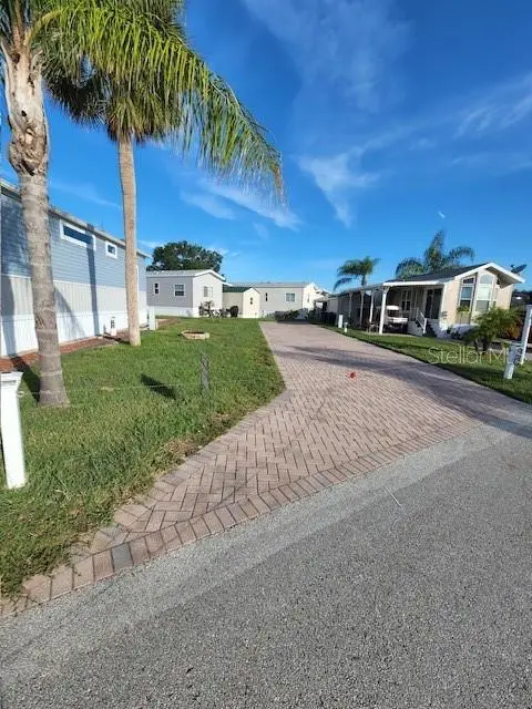 2445 Cypress Street, CLERMONT, FL 34714