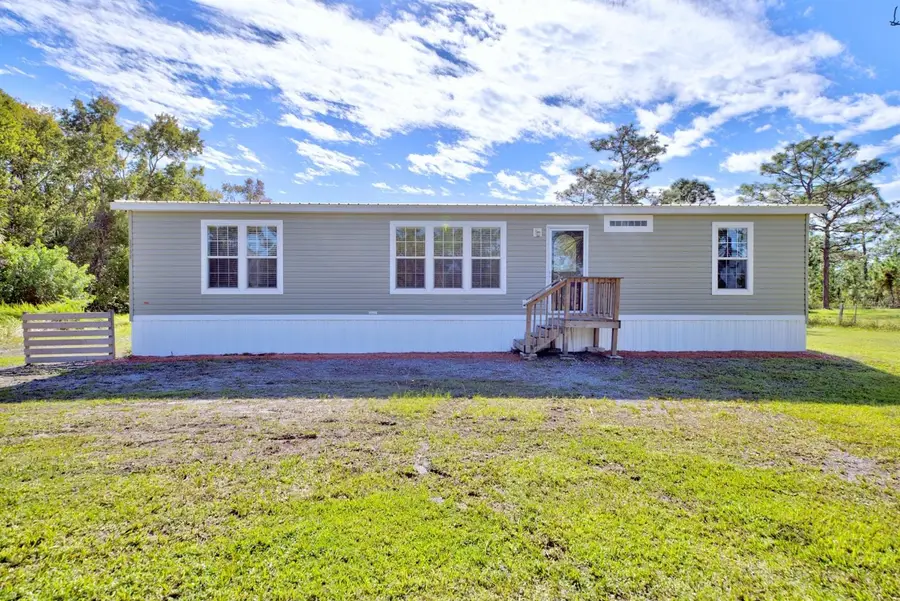 2390 NW 399th Street, Okeechobee, FL 34972 - Image #3