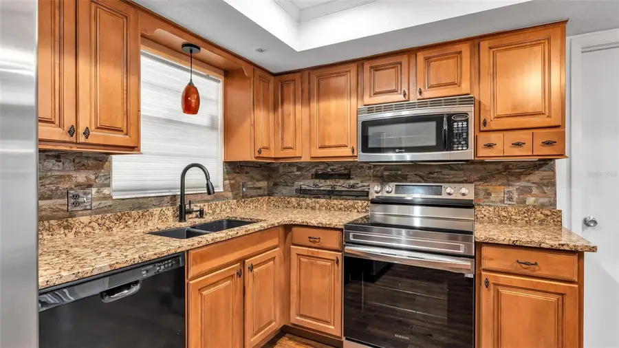 553 Villa Vista Boulevard, Lakeland, FL 33813 - Image #3