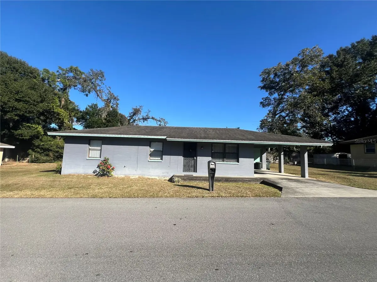 1615 Blossom Circle E, Lakeland, FL 33805 - Image #1