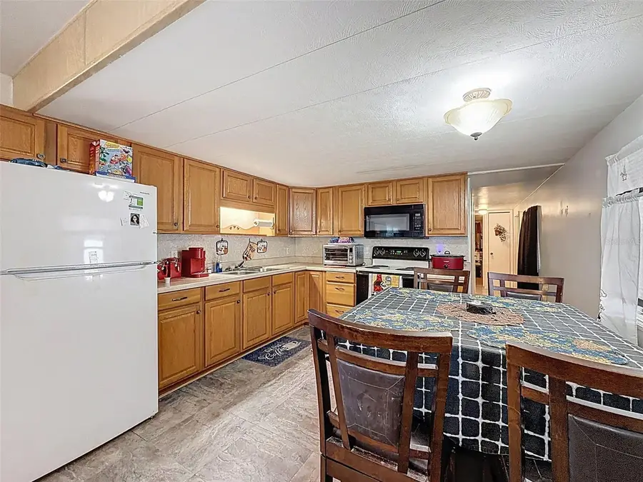 1823 Blue Lake Drive, Lakeland, FL 33801 - Image #3