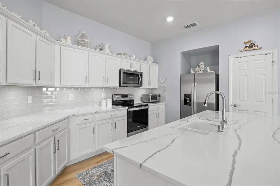 1591 Mattie Pointe Place, Auburndale, FL 33823 - Image #3