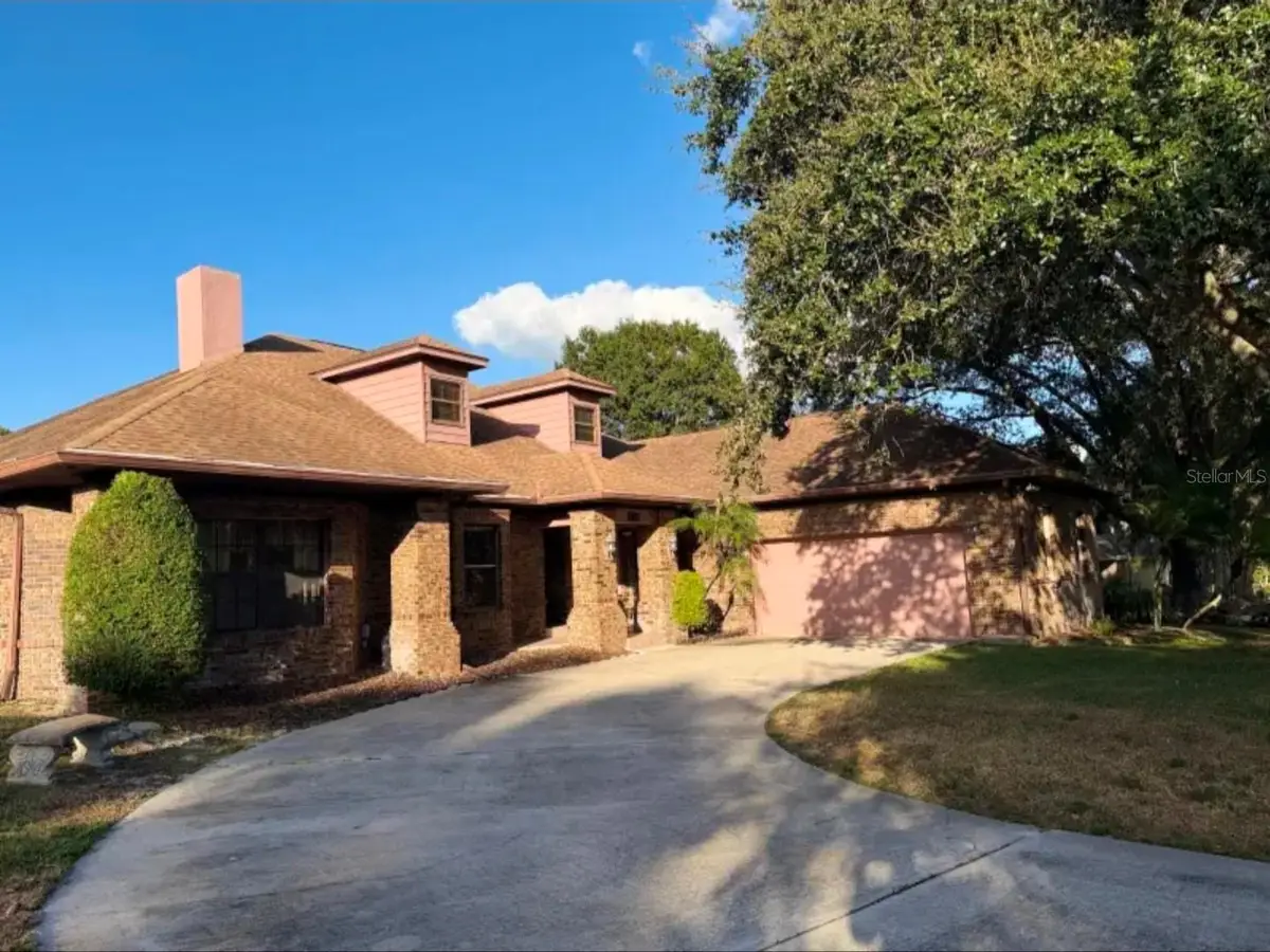 1102 Sugartree Drive S, Lakeland, FL 33813 - Image #1