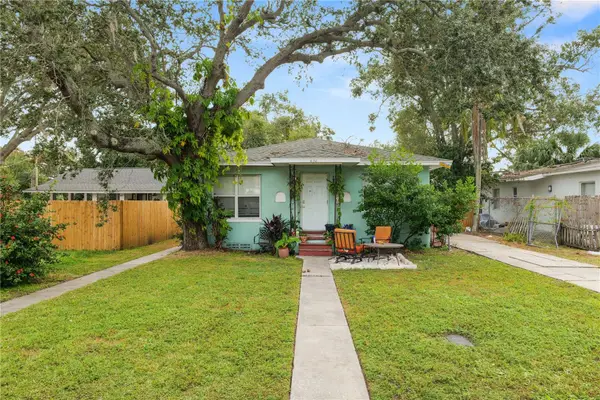 832 20th Avenue S #830/832, ST PETERSBURG, FL 33705