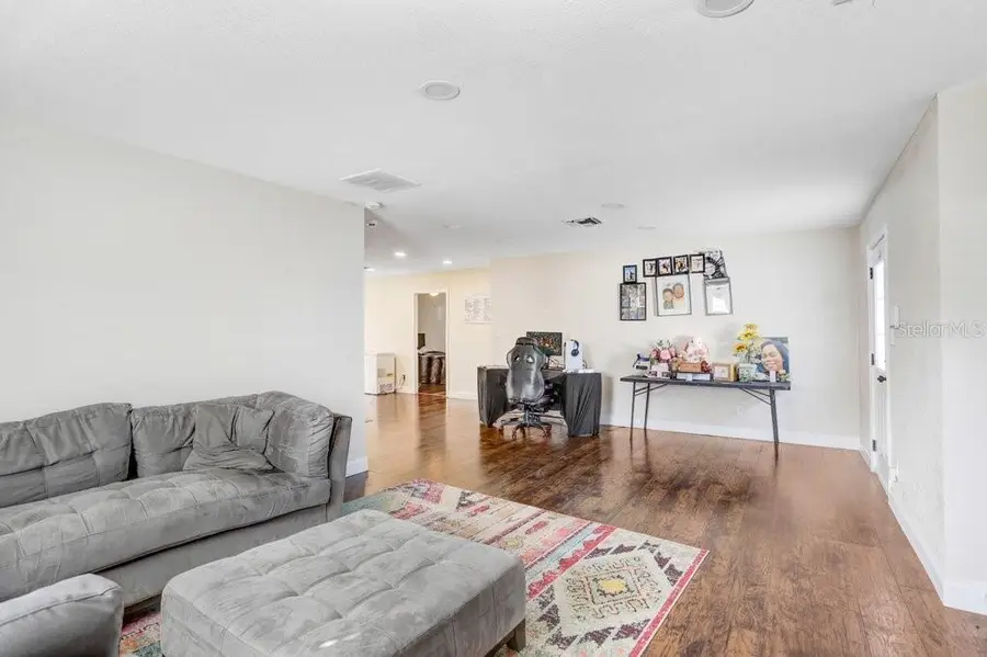 903 N Park Road, Plant City, FL 33563 - Image #2