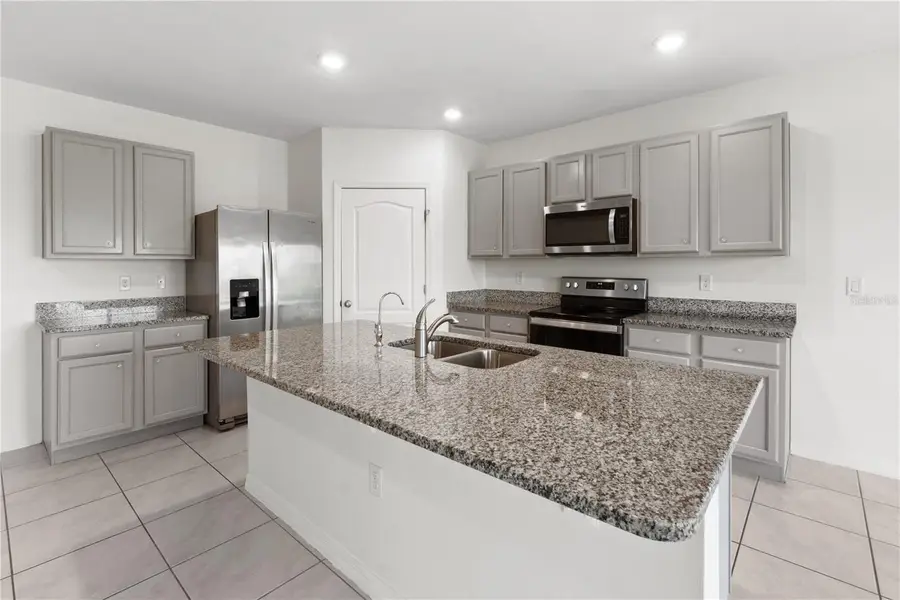 2651 Grandbury Grove Road, Lakeland, FL 33811 - #2