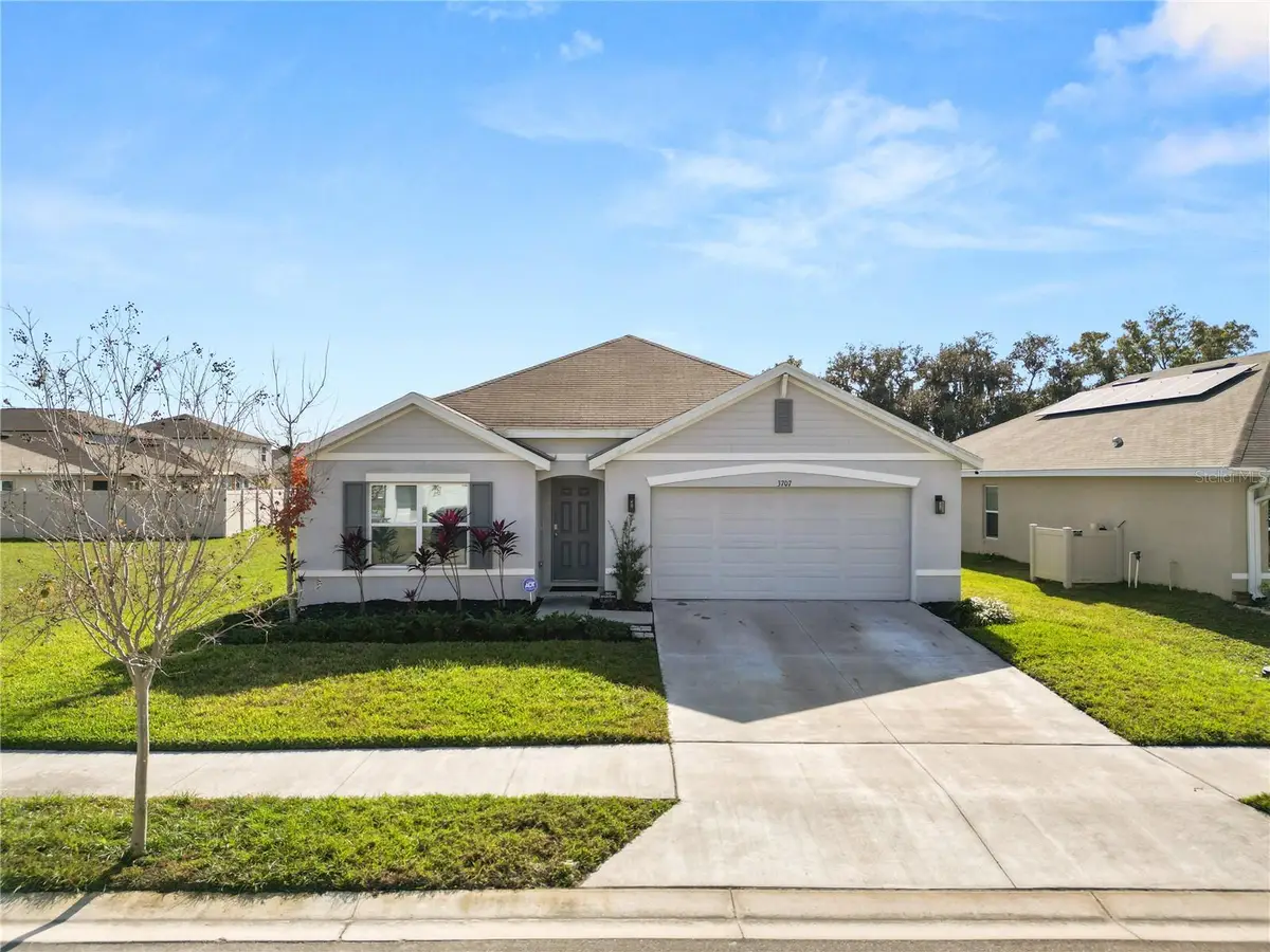 3707 Capri Coast Drive, Plant City, FL 33565 - Image #1