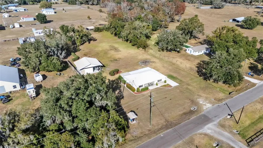 9326 Edison Road, Lithia, FL 33547 - Image #2