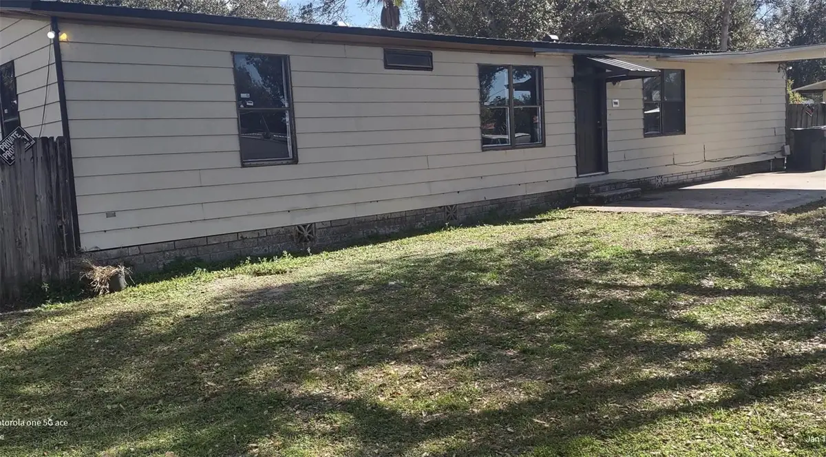 5006 Marc Drive, Tampa, FL 33619 - Image #1