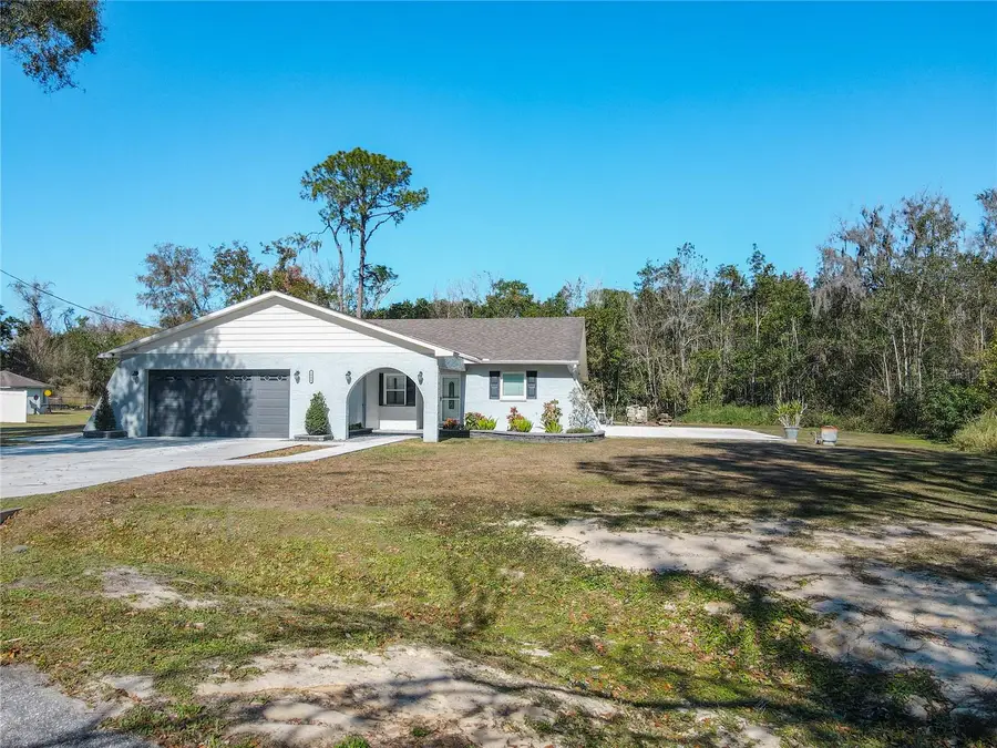1904 Foxhollow Drive E, Auburndale, FL 33823 - Image #3