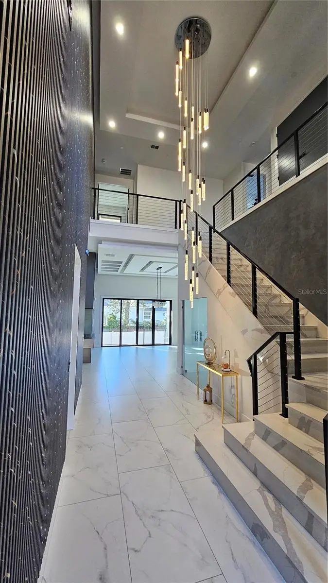 3207 S Manhattan Avenue, Tampa, FL 33629 - Image #2