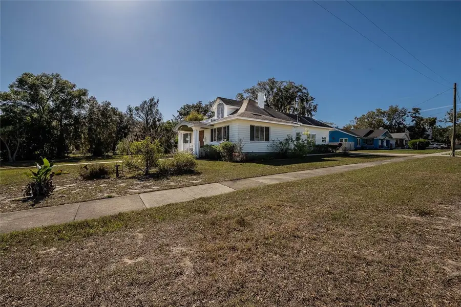 102 S Lakeshore Boulevard, Lake Wales, FL 33853 - #3