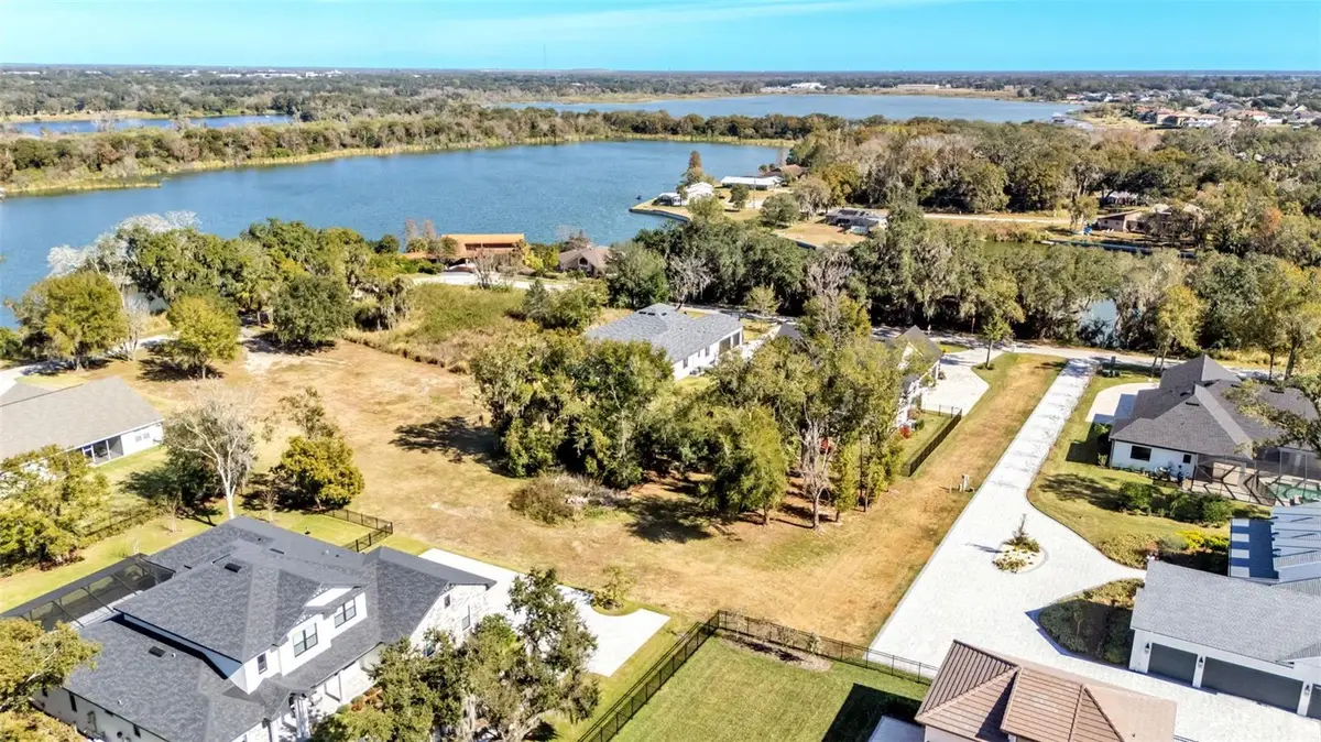 5063 Cliffside Dr, Lakeland, FL 33812 - Image #1