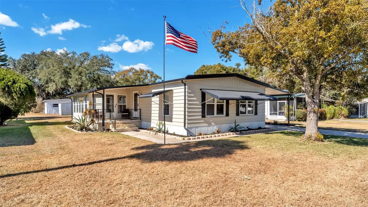 521 Oak Ridge E, Lakeland, FL 33801 - Image #1