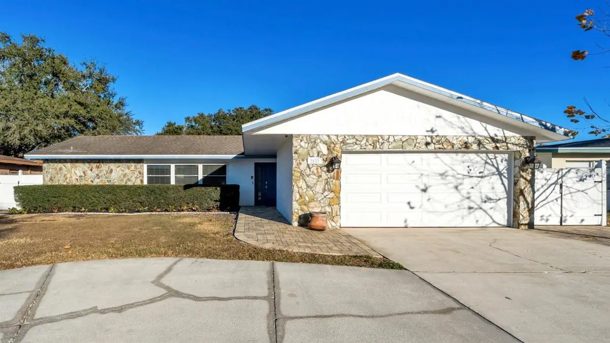 2033 58th Lane N, Clearwater, FL 33760 - Image #1