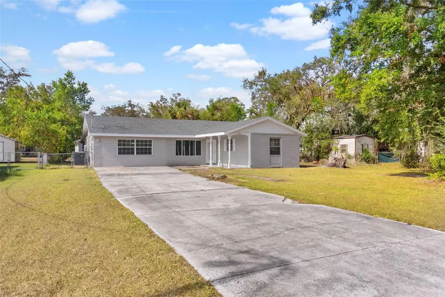 815 N Hendry Avenue, Fort Meade, FL 33841 - #2