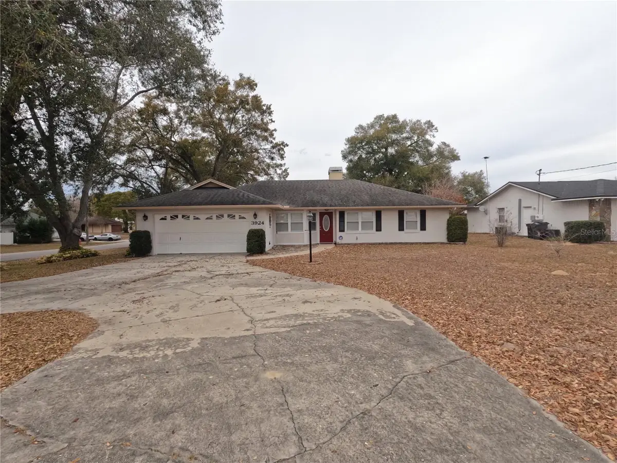 3924 Crews Lake Drive, Lakeland, FL 33813 - #1