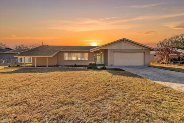 4085 Old Colony Road, MULBERRY, FL 33860