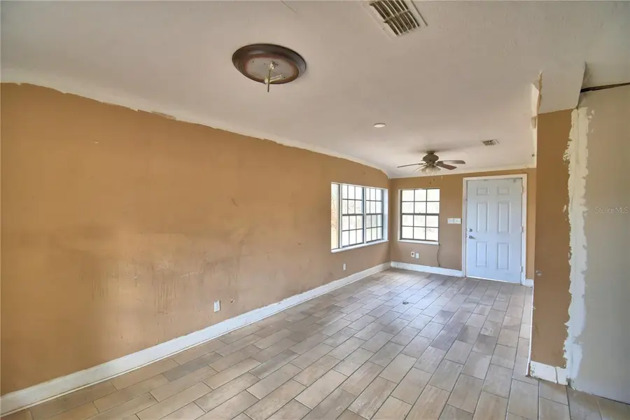 3715 Old Dixie Highway, Auburndale, FL 33823 - #3